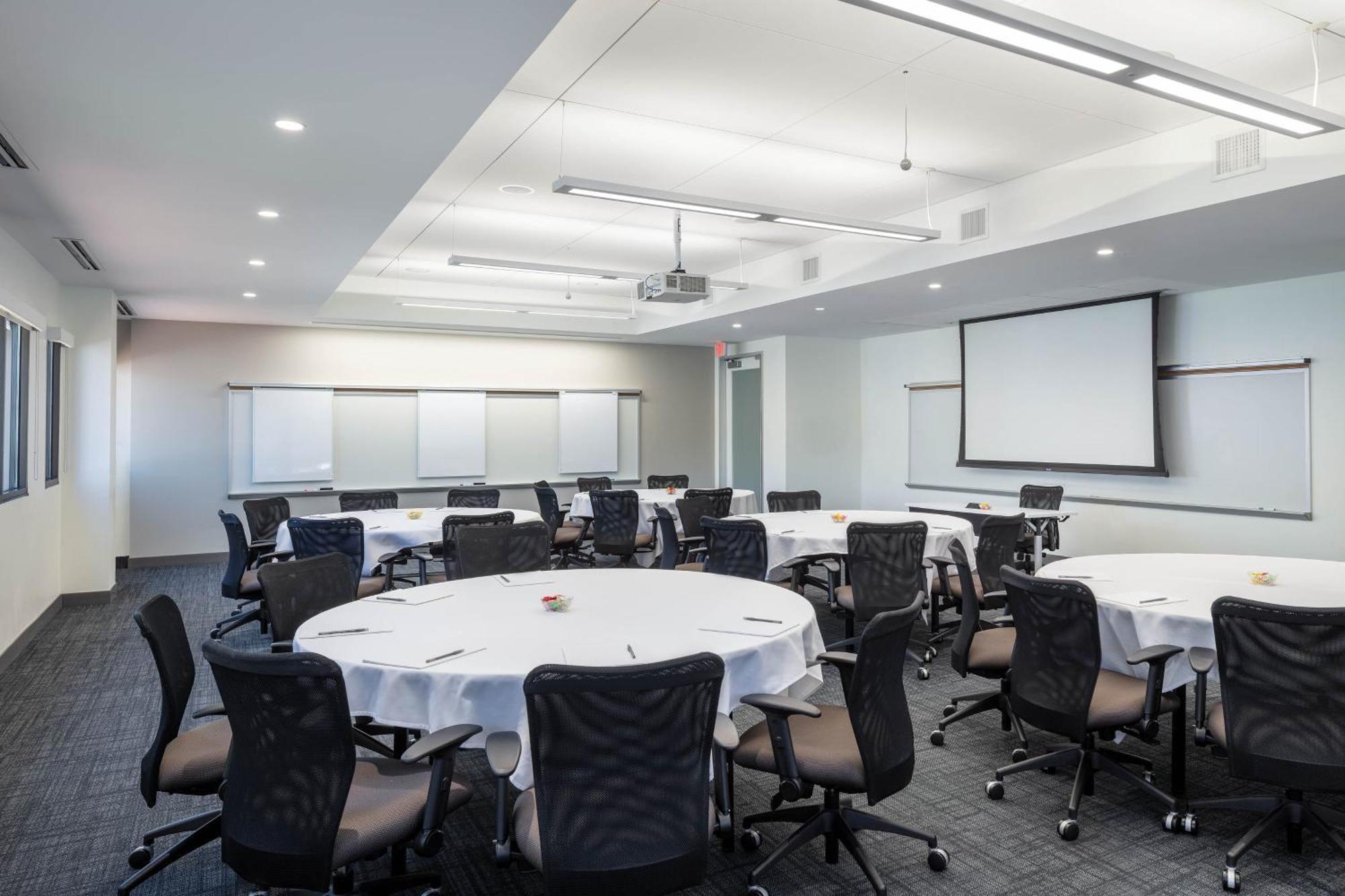 Four Points By Sheraton Norwood Conference Center Luaran gambar