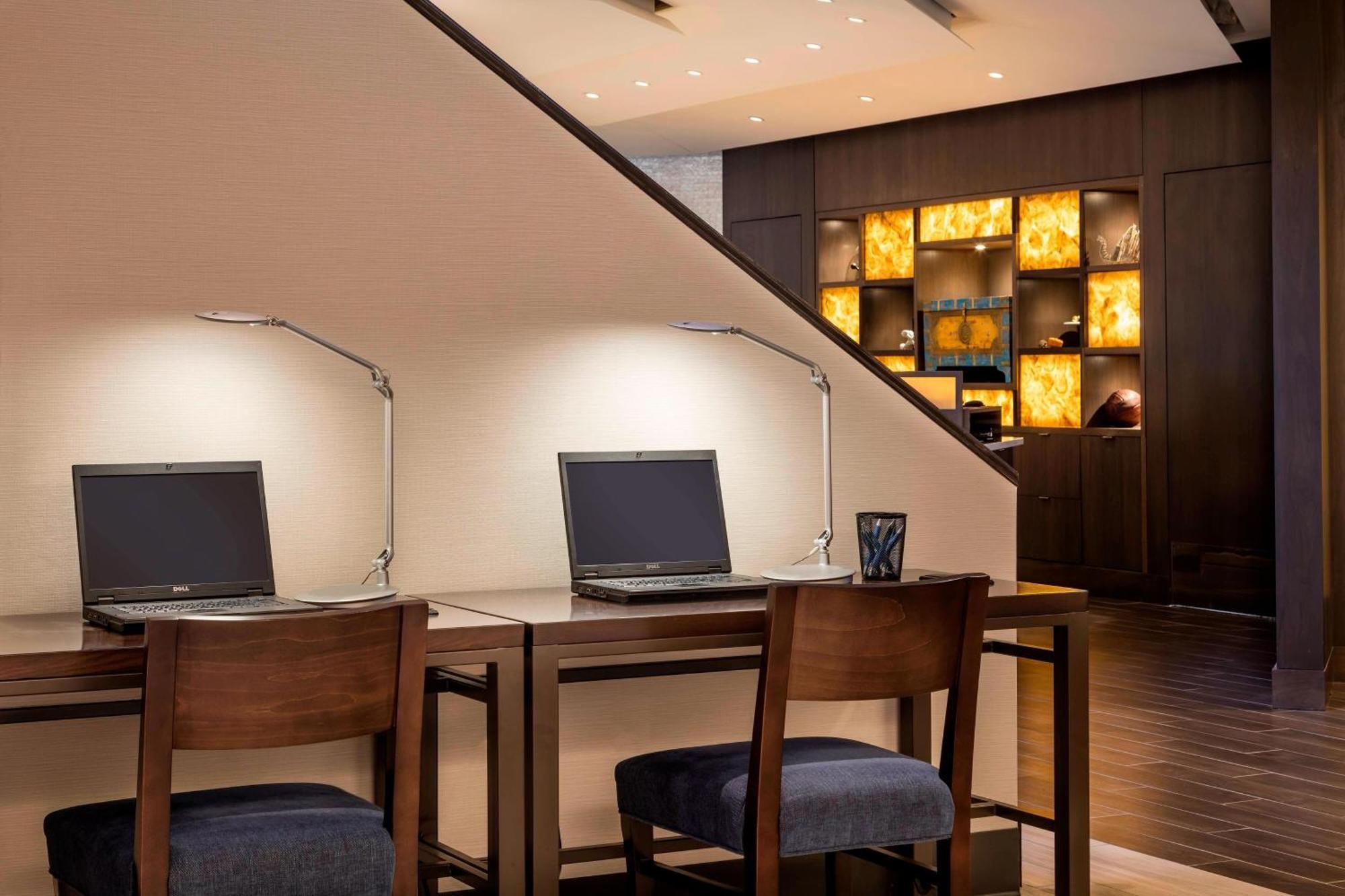 Four Points By Sheraton Norwood Conference Center Luaran gambar